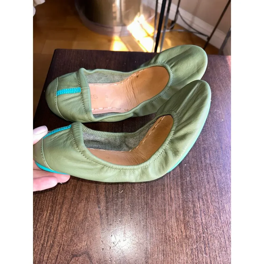 Tieks olive Green Leather Ballet Flats Size 9 Comfort